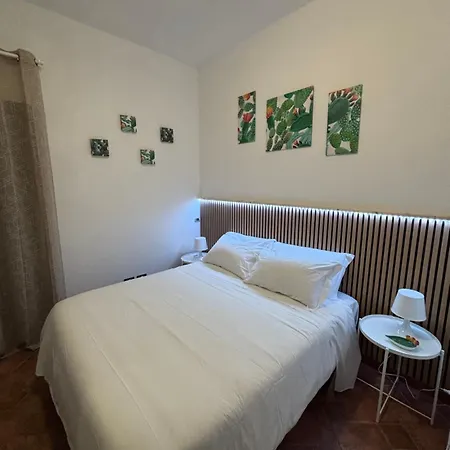 Opuntia Dell'etna Bike House